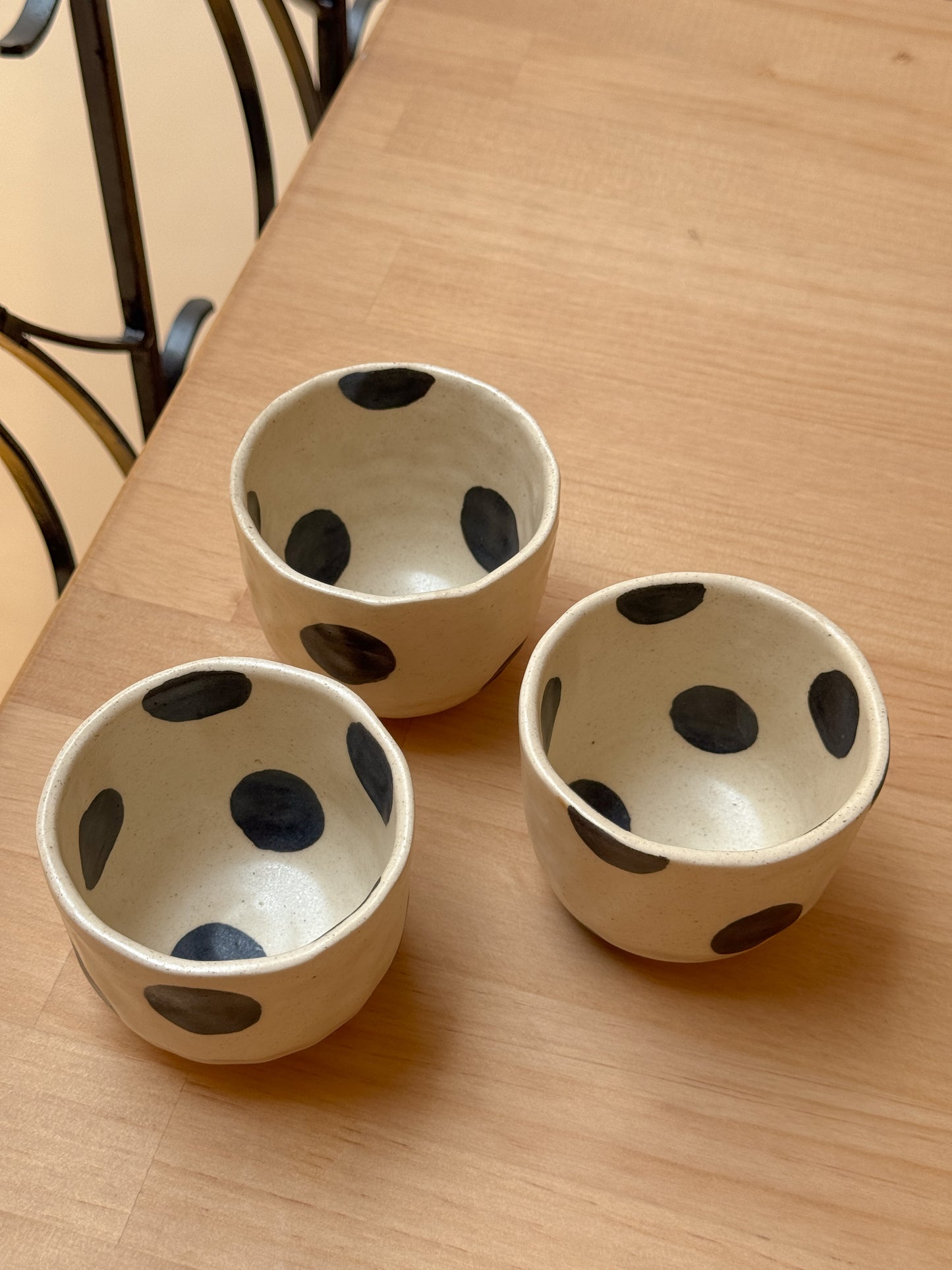 Polka Pinch Mug- Matte