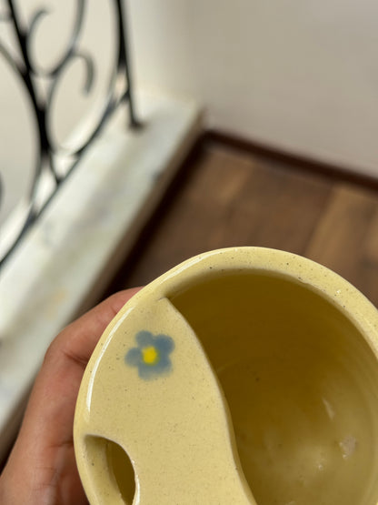 Seconds- barely visible- Primrose Travel Mug